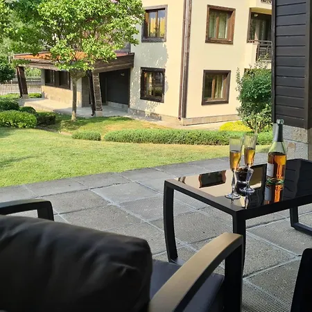 Pirin Peaks Apartment Razlog